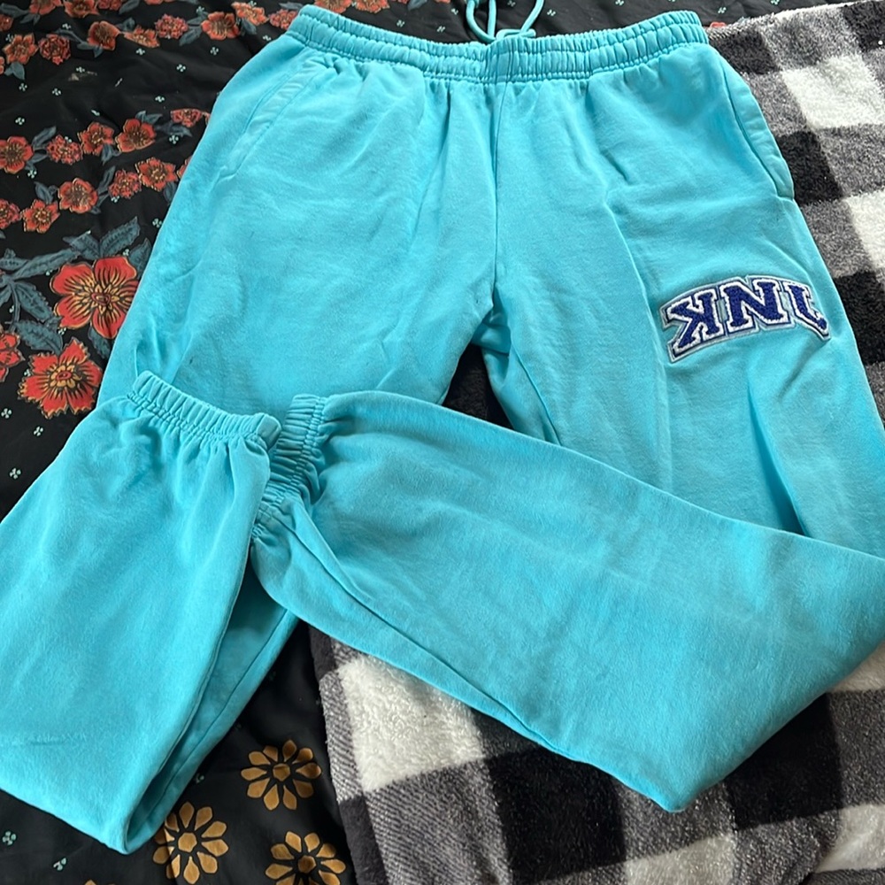Kian And Jc jogger sweatpant/joggers size small